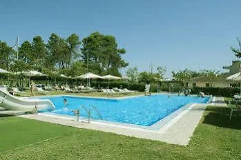 Отель Parco Delle Piscine Сартеано Италия