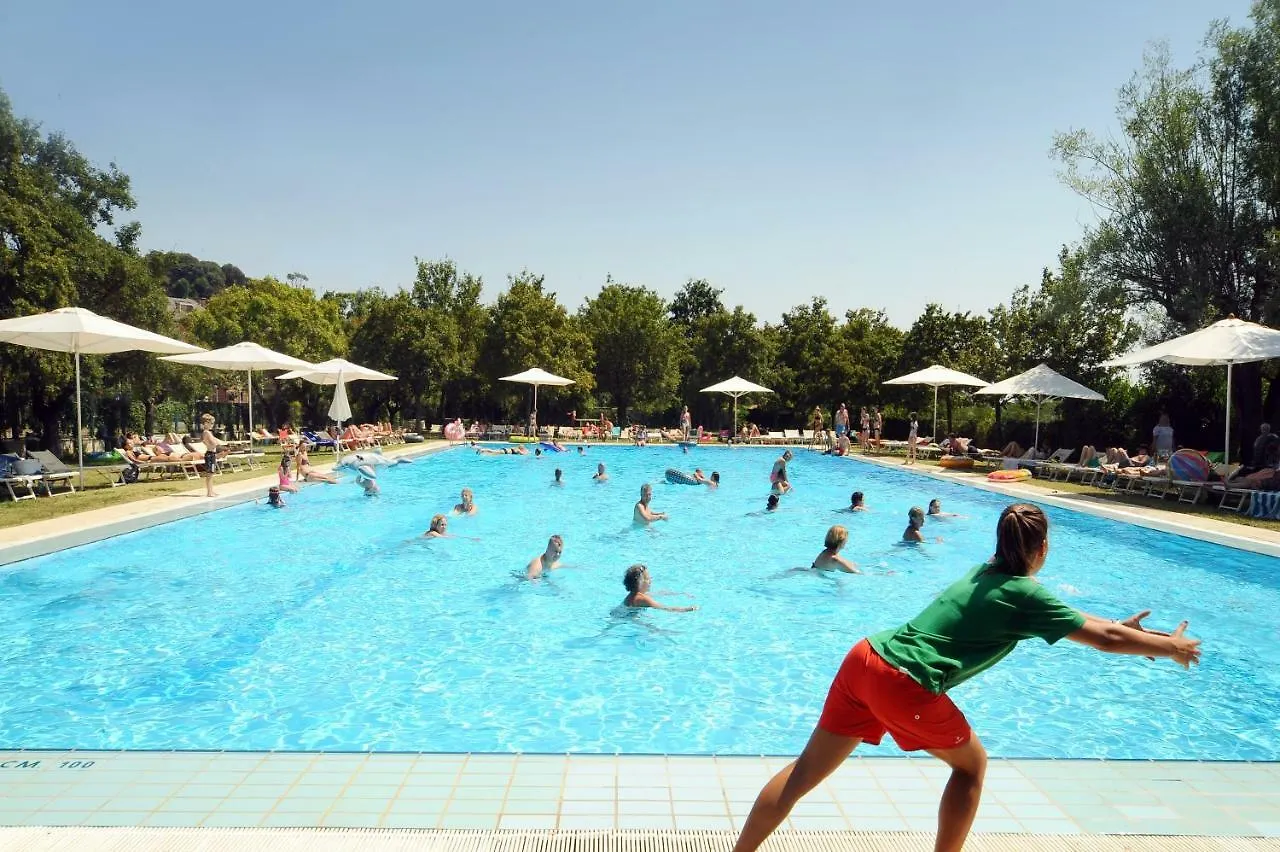 Отель Parco Delle Piscine Сартеано База отдыха