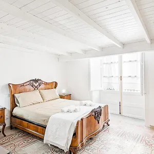 Apartment Palazzo Dei Normanni Stylish