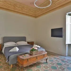 Apartment Storie Di